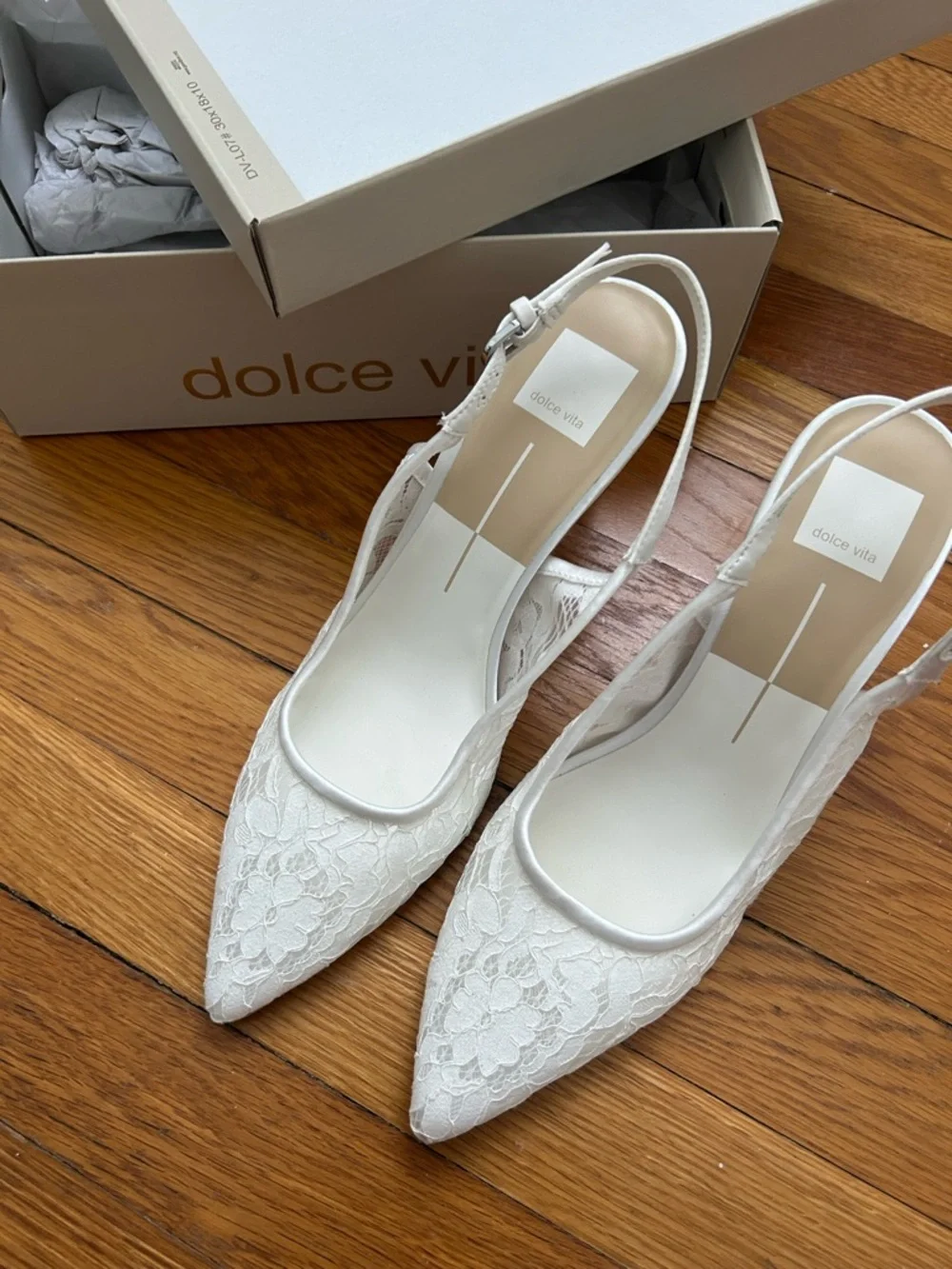 Elegant White Lace Slingback Pump — Yasmi Lace Slingback Dolce Vita